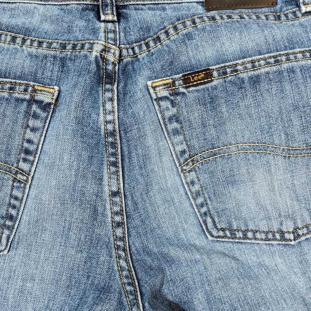 Lee Regular Wash Bootcut Jeans